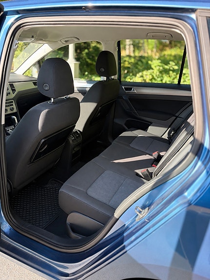 Volkswagen Golf Sportsvan 7 of 10
