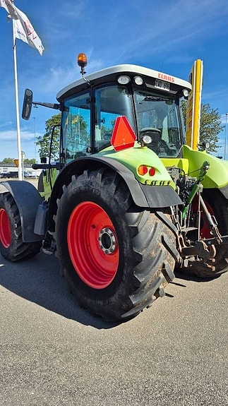 CLAAS Arion 640 5 of 11