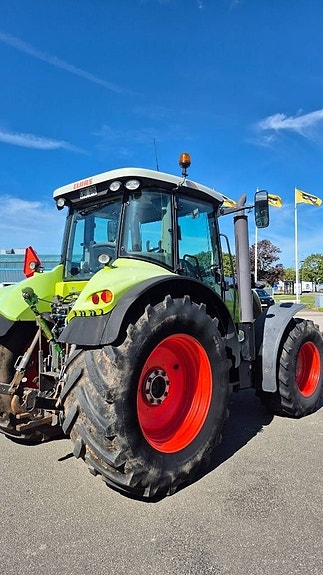 CLAAS Arion 640 3 of 11