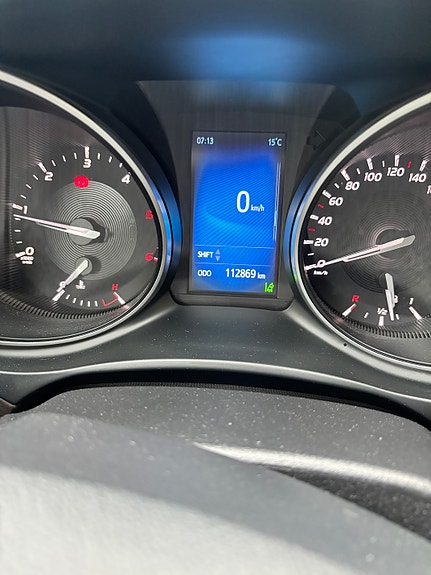 Toyota Avensis 13 of 16