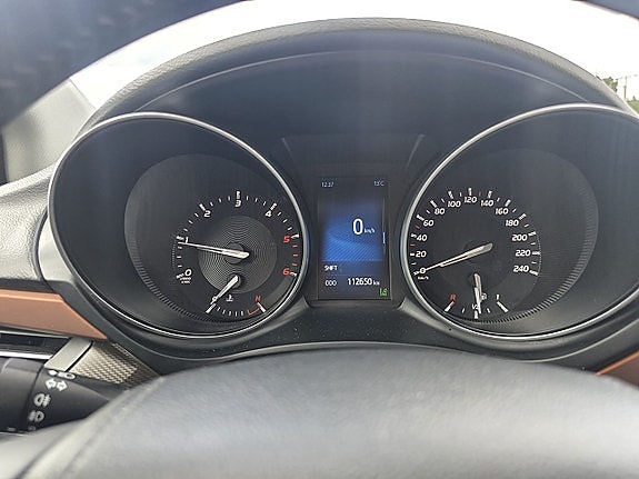 Toyota Avensis 9 of 11