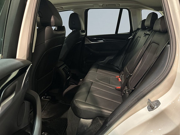 BMW X3 13 of 23