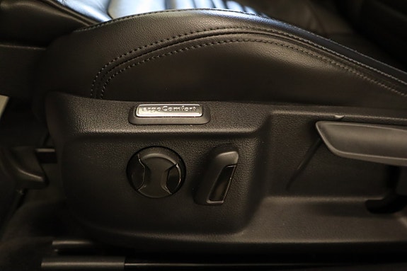 Volkswagen Passat Alltrack 11 of 30