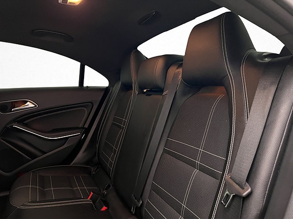 Mercedes-Benz CLA220 d 22 of 25