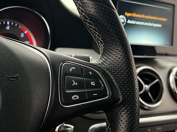 Mercedes-Benz CLA220 d 14 of 25