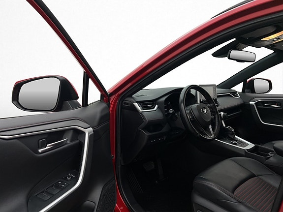 Toyota RAV4 10 of 30