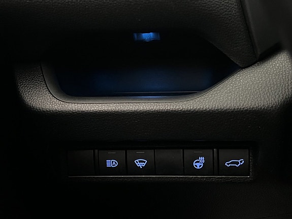 Toyota RAV4 13 of 30