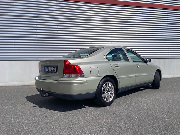 Volvo S60 5 of 11