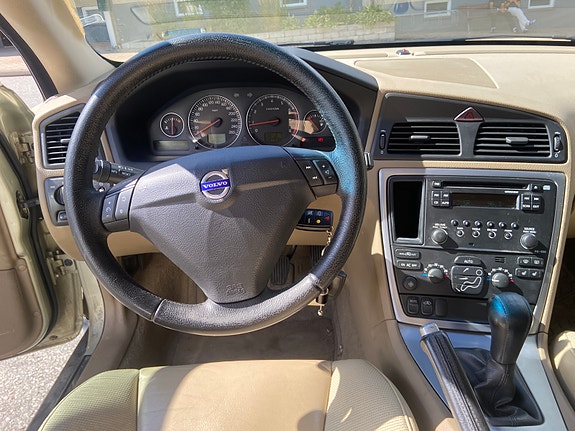 Volvo S60 8 of 11
