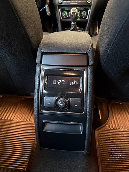 Skoda Superb 13 of 14