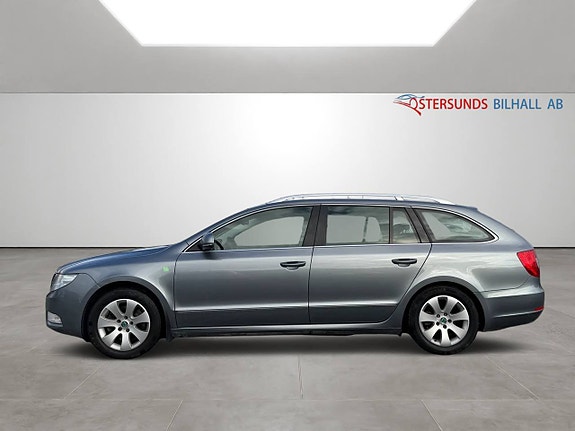 Skoda Superb 4 of 14