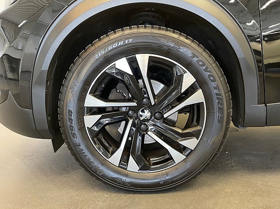 Peugeot 2008 6 of 13