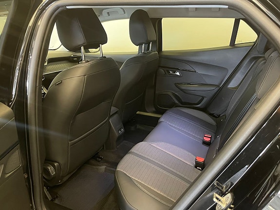 Peugeot 2008 9 of 13
