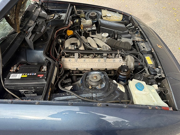 Porsche 924 8 of 11