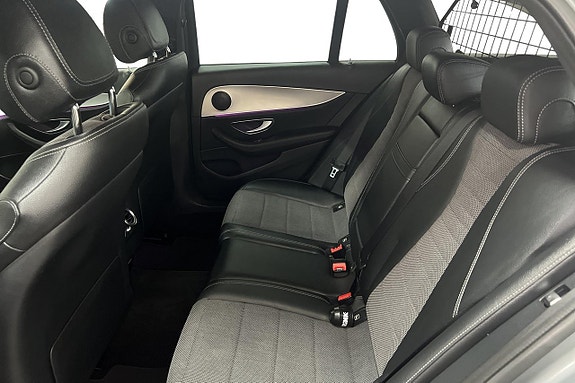 Mercedes-Benz E200 13 of 14