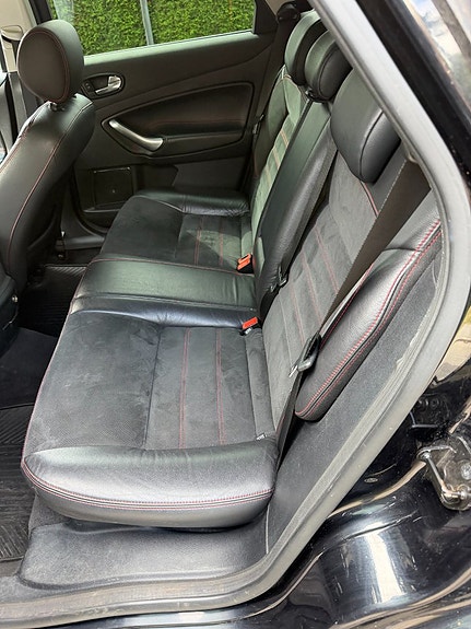 Ford Mondeo 9 of 9