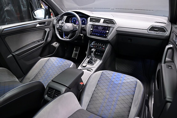 Volkswagen Tiguan 14 of 29