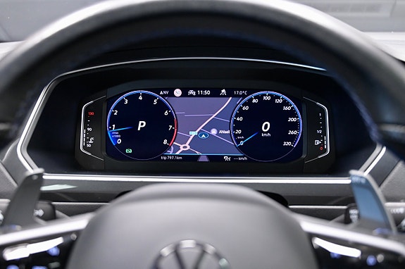 Volkswagen Tiguan 23 of 29
