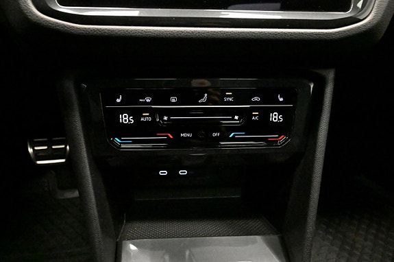 Volkswagen Tiguan 26 of 29