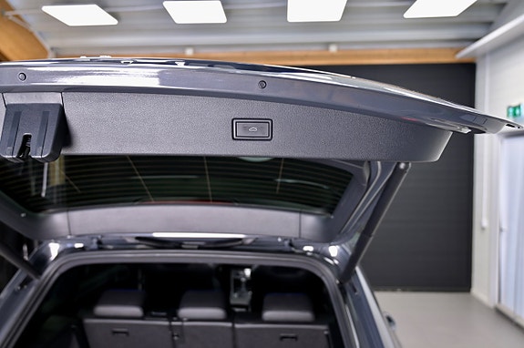 Volkswagen Tiguan 10 of 29