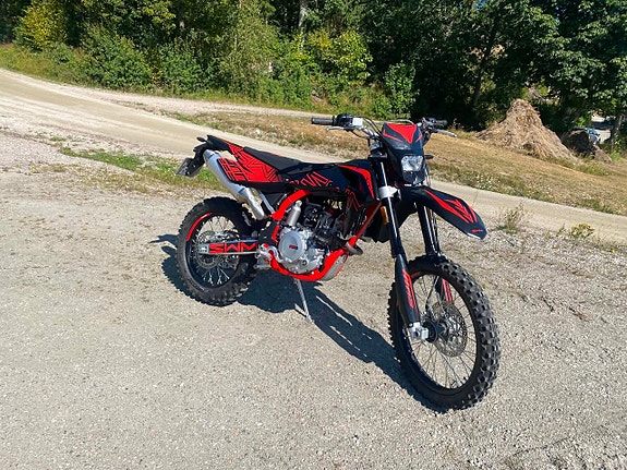 SWM RS 300R DEMO – 8 000 kr rabatt! 2 of 4