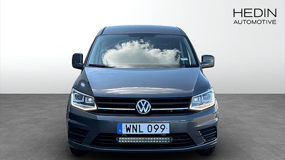 Volkswagen Caddy Maxi 8 of 11