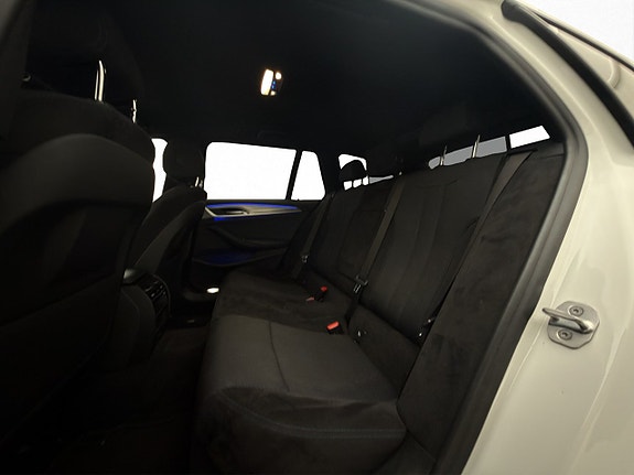 BMW 520d 25 of 30