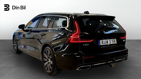 Volvo V60 3 of 23