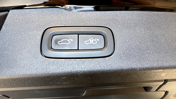 Volvo V60 22 of 23