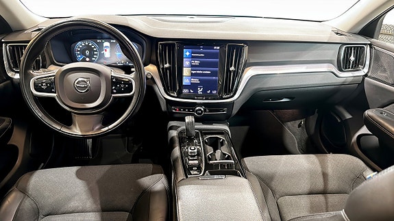 Volvo V60 10 of 23