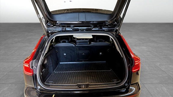 Volvo V60 12 of 23