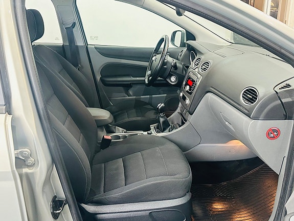 Ford Focus 11 of 15