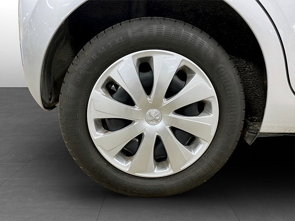 Peugeot 108 16 of 18