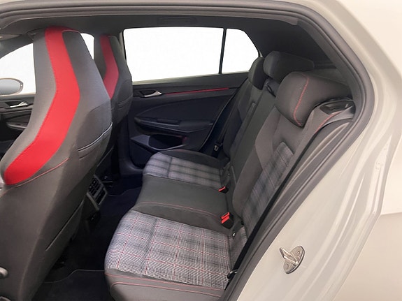 Volkswagen Golf I 27 of 30
