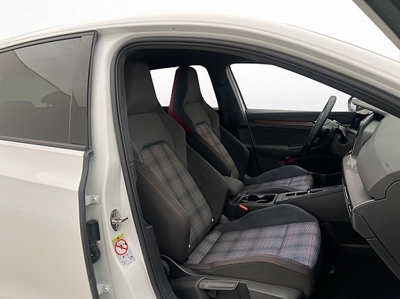 Volkswagen Golf I 26 of 30