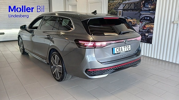 Volkswagen Passat 17 of 27