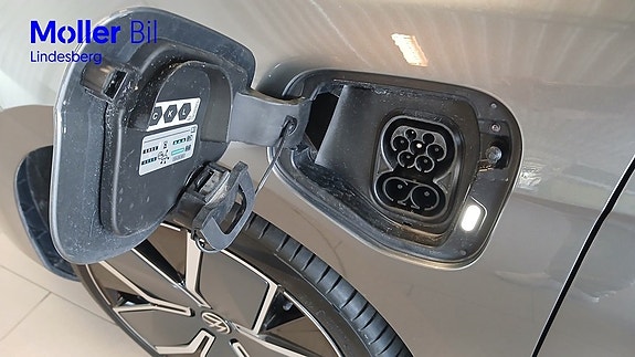 Volkswagen Passat 20 of 27