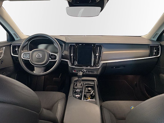 Volvo V90 Cross Country 10 of 15