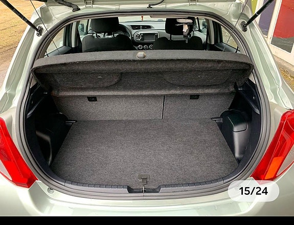 Toyota Yaris 2 of 2