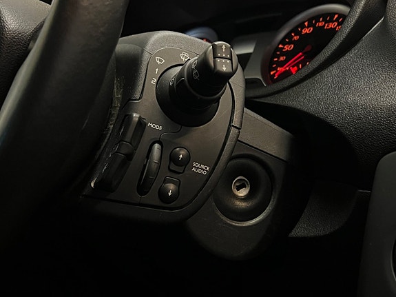 Renault Clio 22 of 23