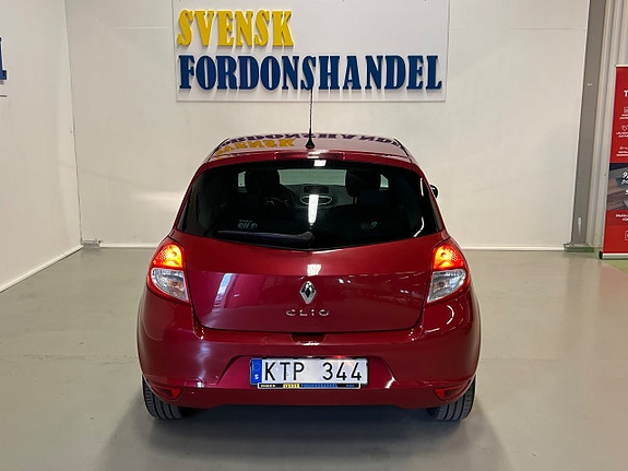 Renault Clio 6 of 23