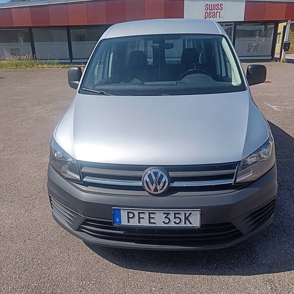 Volkswagen Caddy 2 of 11
