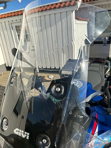 BMW F850gs Adventure 3 of 4