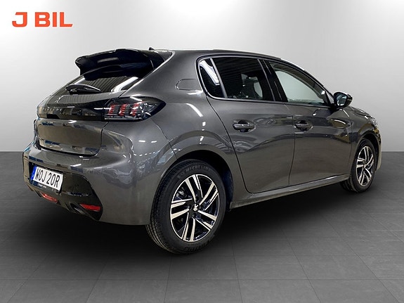 Peugeot 208 3 of 17