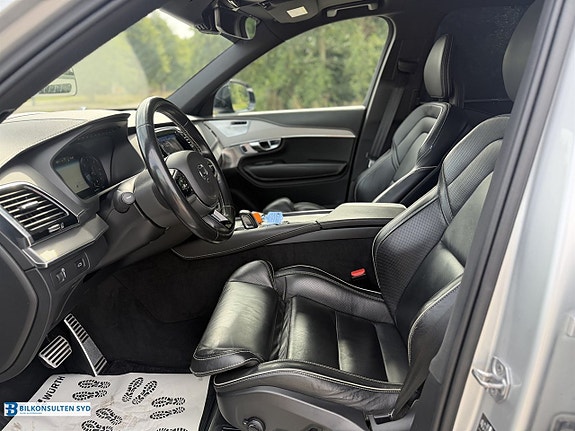 Volvo XC90 6 of 27