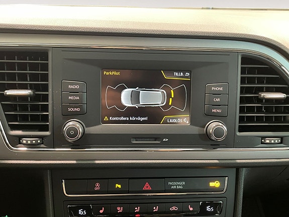 Seat Leon 21 of 26