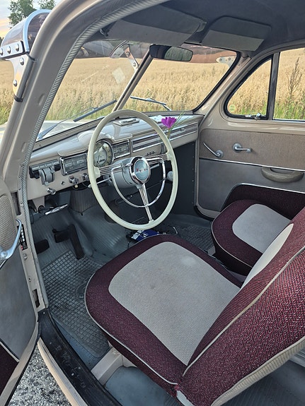 Volvo PV 4 of 10