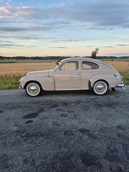 Volvo PV 9 of 10