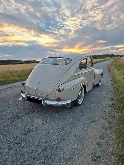 Volvo PV 2 of 10