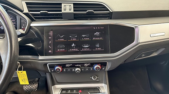 Audi Q3 9 of 12